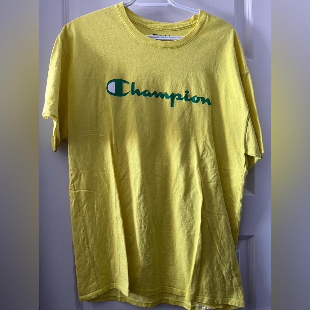 NWOT: Champion T-Shirt
